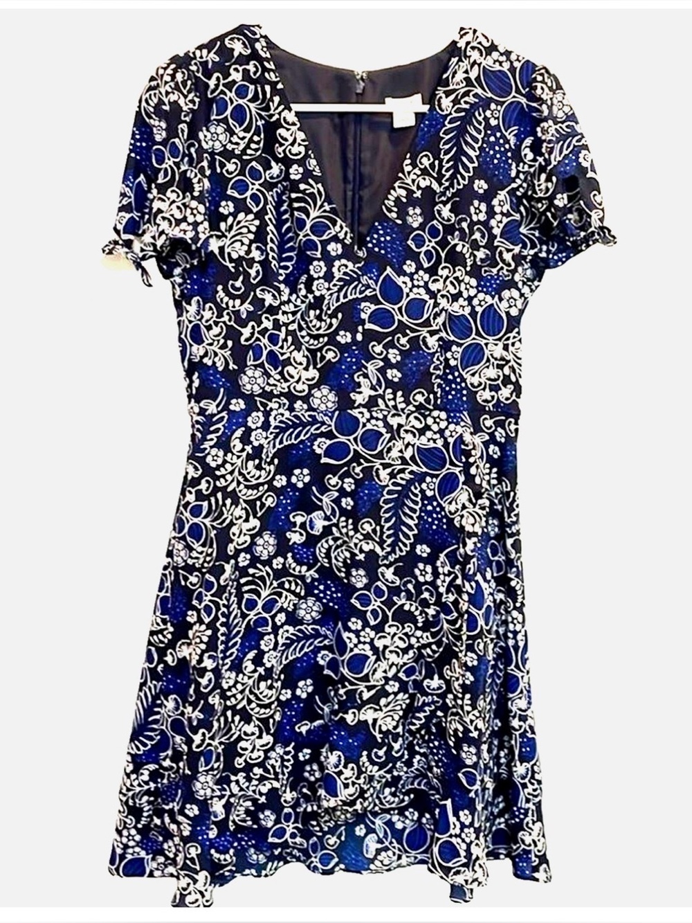 J.Crew Floral Fit & Flare Dress Women’s 4 Blue White V Neck Knee Length